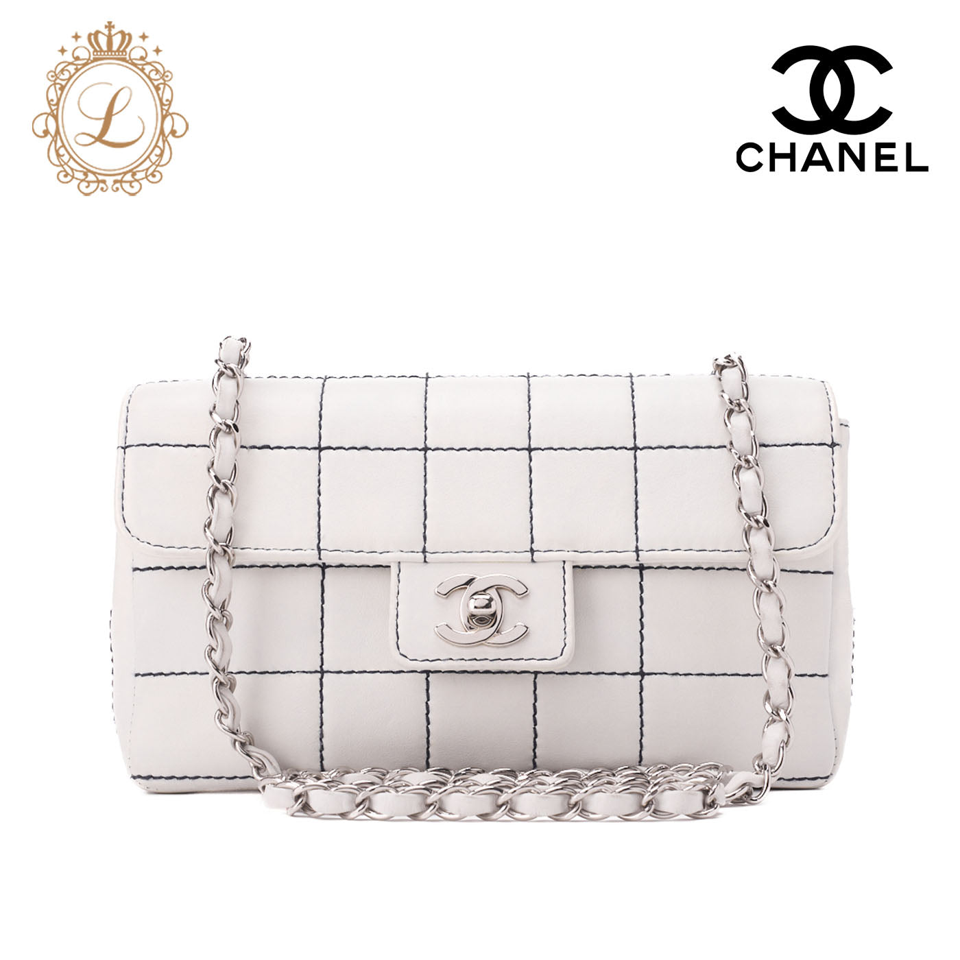 CHANEL Shoulder Bag Choco Bar Turn Lock Lambskin White Silver-Tone Hardware Pre-Owned - Vintage La Charme