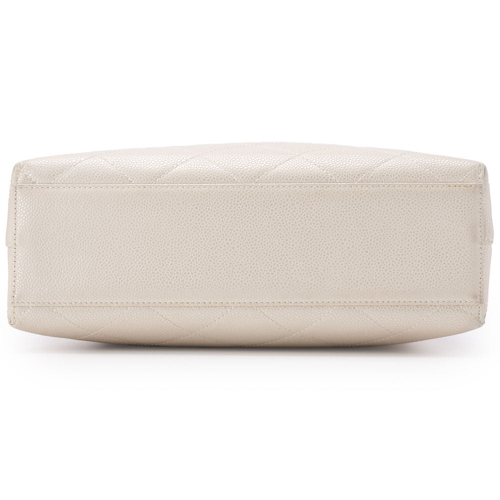 Chanel Shoulder Bag Matelasse Caviar Skin Ivory Gold-Tone Hardware Pre-Owned - Vintage La Charme