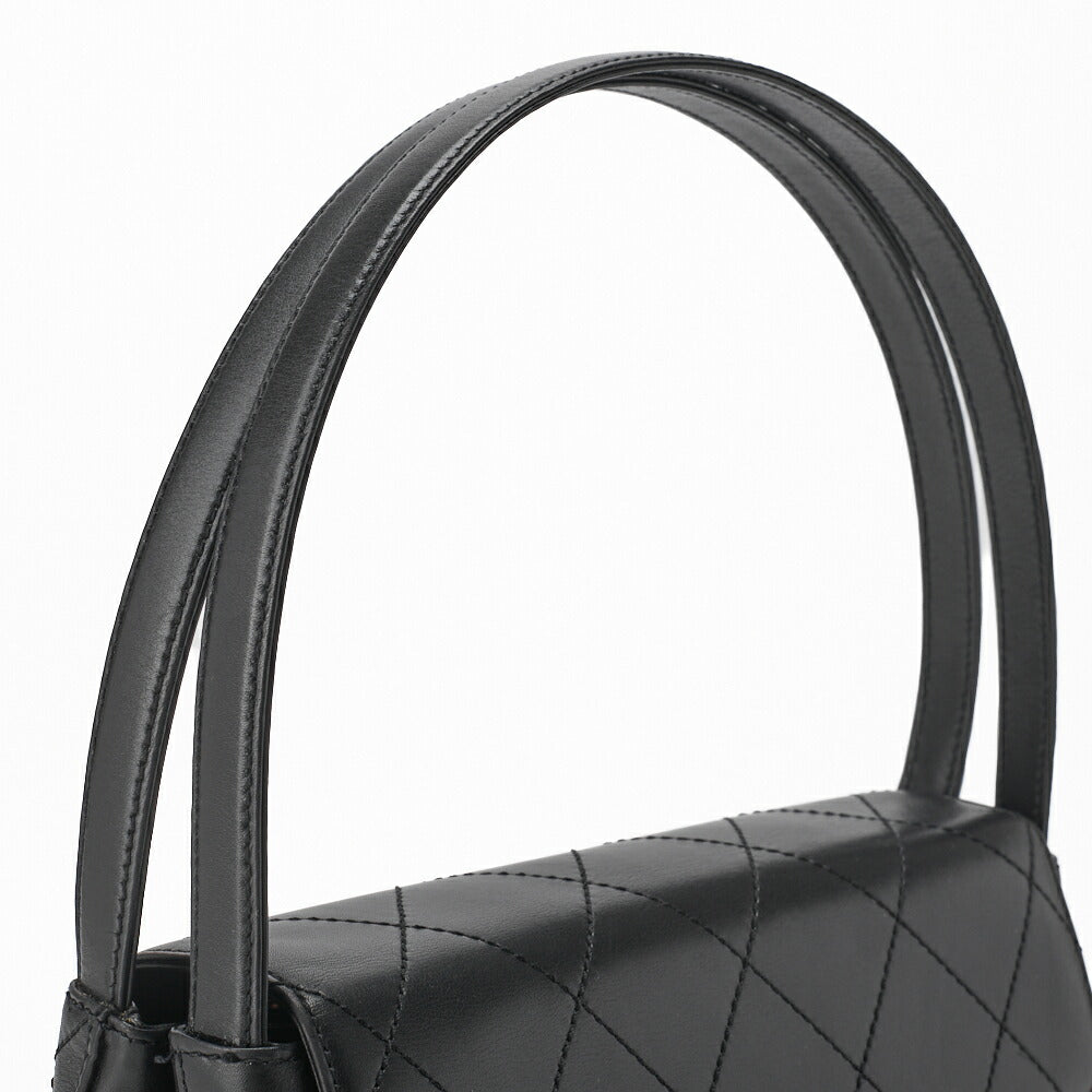 CHANEL Handbag Matelasse Turn Lock V Flap Calfskin Black Gold-Tone Hardware Pre-Owned - Vintage La Charme