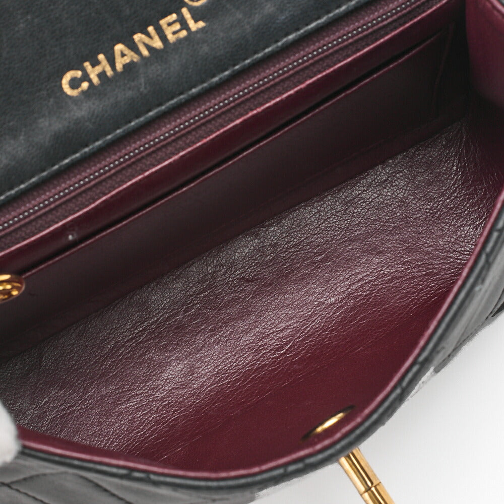 CHANEL Chain Shoulder Bag Mini Matelasse Lambskin Black Gold-Tone Hardware Pre-Owned - Vintage La Charme