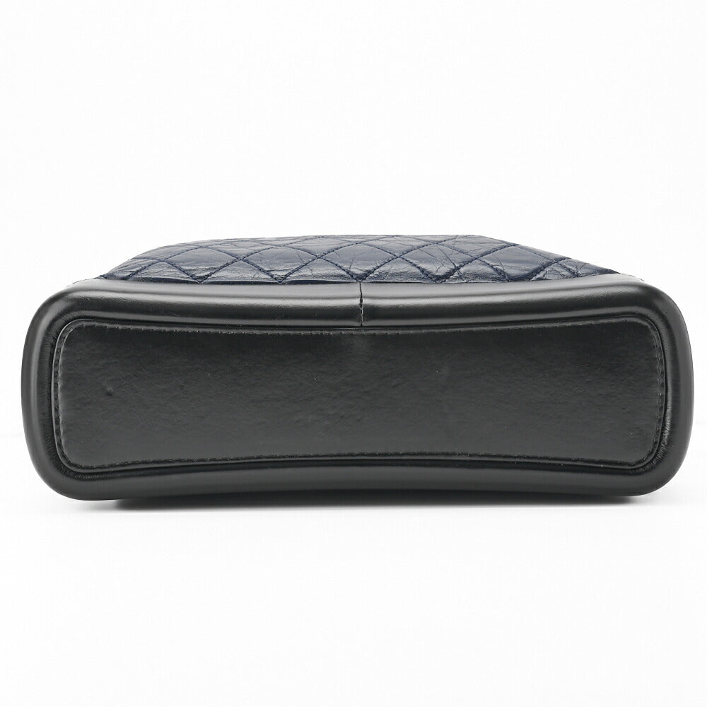 CHANEL Chain Shoulder Bag Matelasse Canvas Black Gold-Tone Hardware Pre-Owned - Vintage La Charme