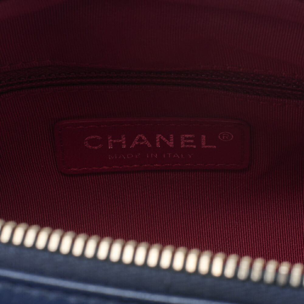 CHANEL Chain Shoulder Bag Matelasse Canvas Black Gold-Tone Hardware Pre-Owned - Vintage La Charme