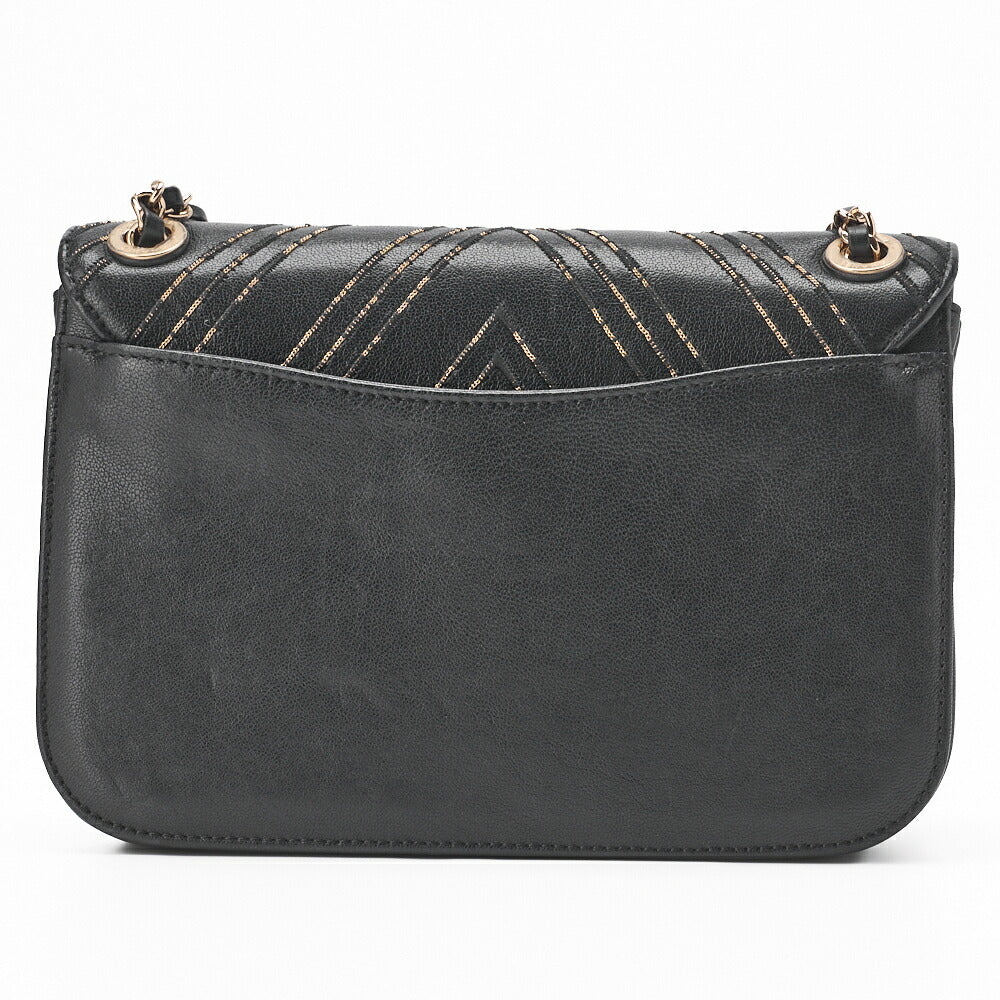 Chanel Shoulder Bag, V Stitch, Chain Shoulder, Lambskin, Black, Gold-Tone Hardware, Pre-Owned - Vintage La Charme