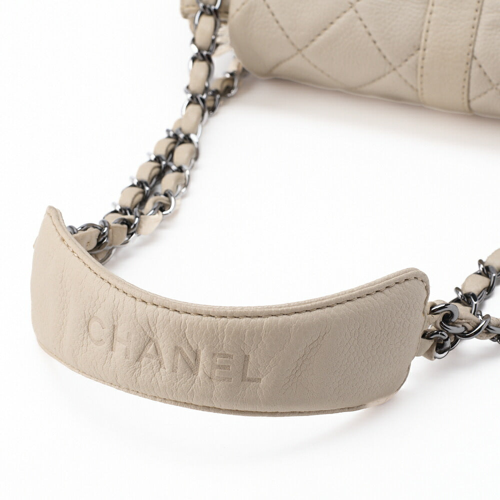 CHANEL Shoulder Bag, Matelasse, 2.55 Lock, Soft Caviar, Ivory, Silver-Tone Hardware, Pre-Owned - Vintage La Charme