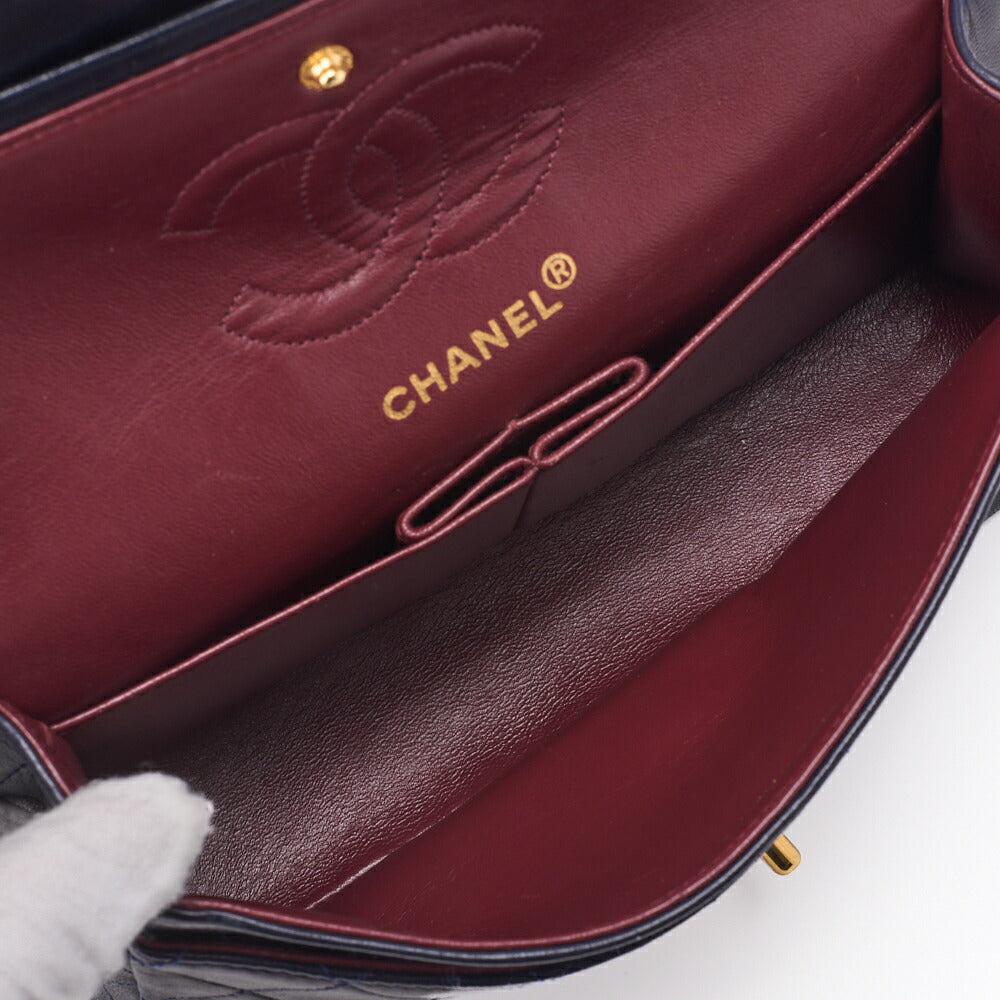 CHANEL Chain Shoulder Bag Matelasse Lambskin Navy Gold-Tone Hardware Pre-Owned - Vintage La Charme