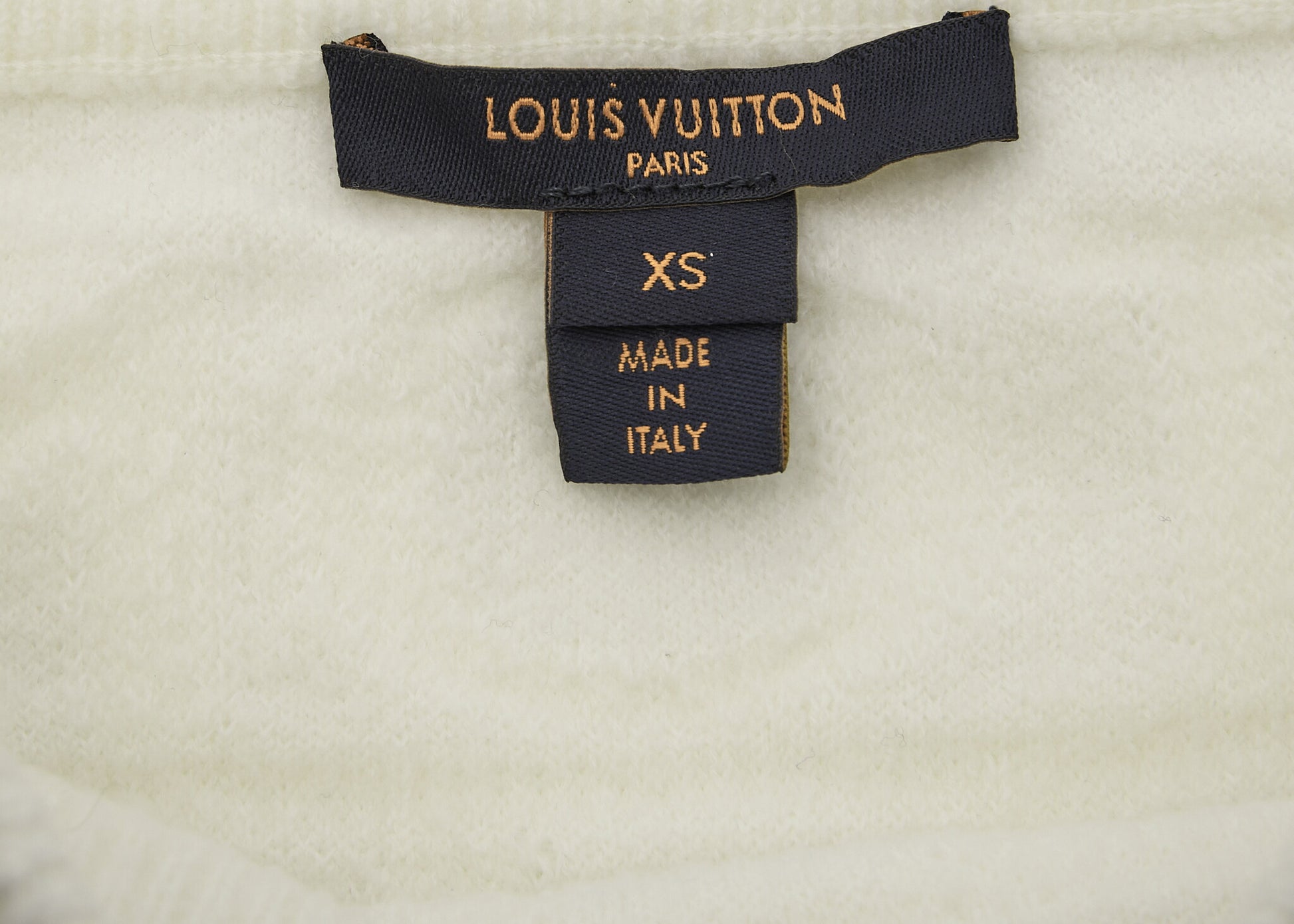 Louis Vuitton Tops Skirt Set Up, Knit, White, Gold-Tone Hardware, Pre-Owned - Vintage La Charme