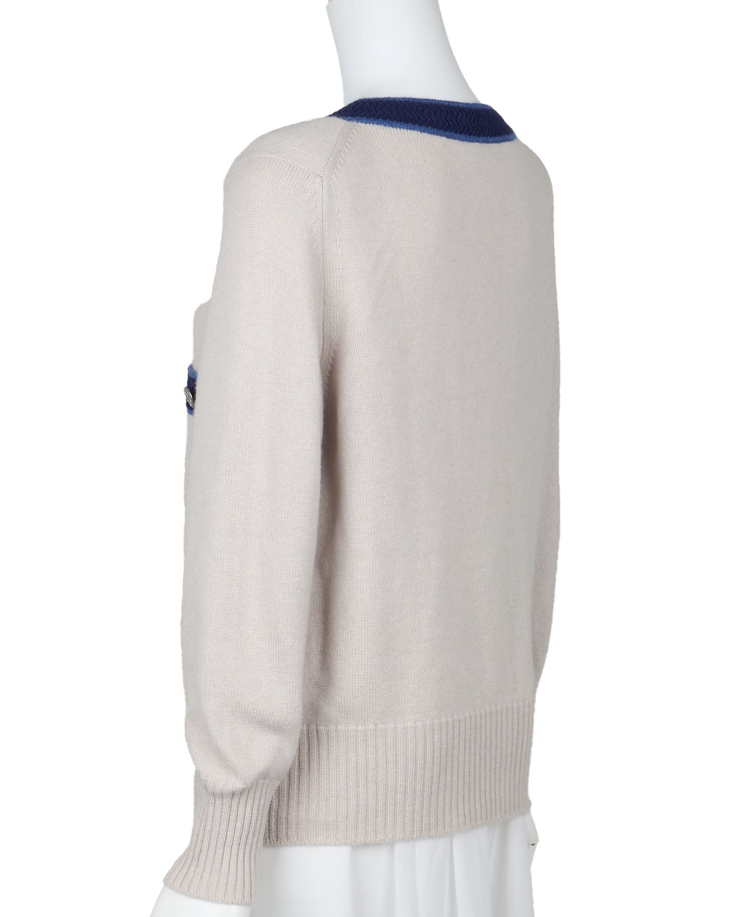 CHANEL Cardigan, Coco Button, Cashmere, Grey, Silver-Tone Hardware, Pre-Owned - Vintage La Charme