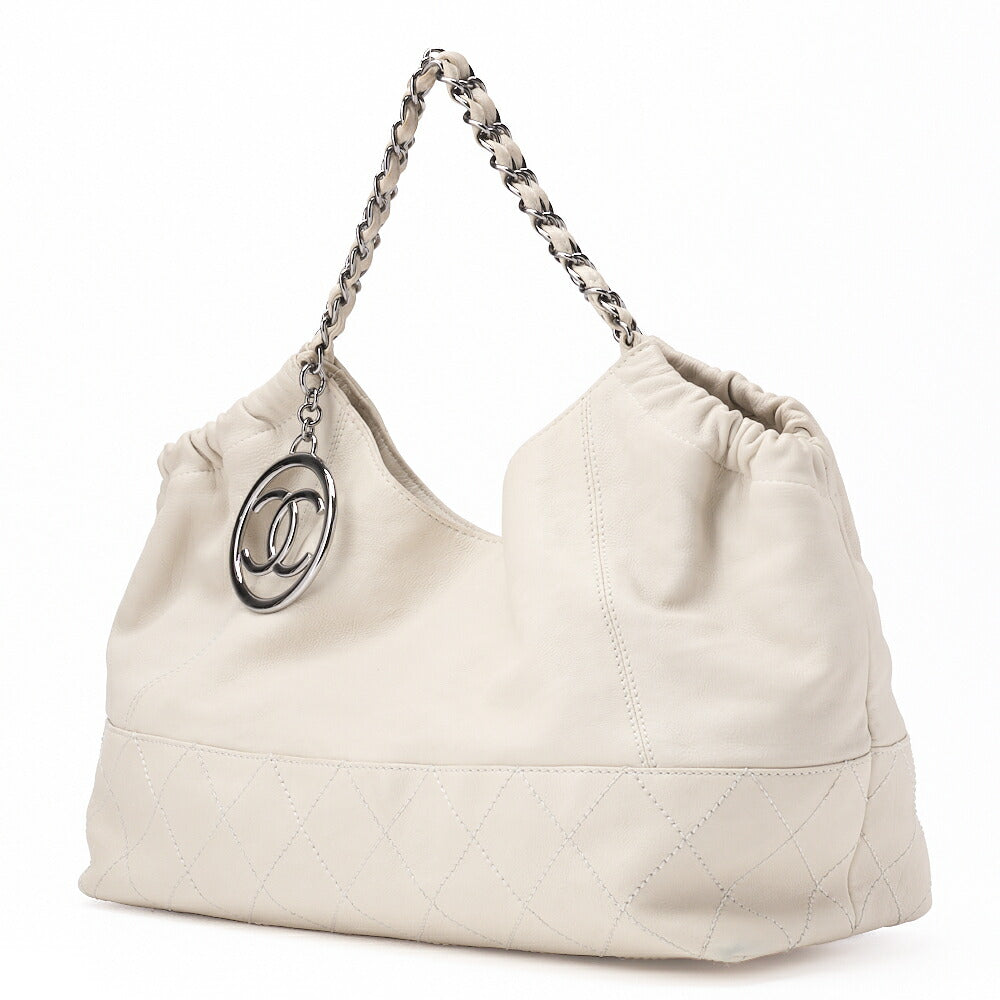 CHANEL Shoulder Bag, Matelasse, Coco Charm, Calfskin, White, Silver-Tone Hardware, Pre-Owned - Vintage La Charme