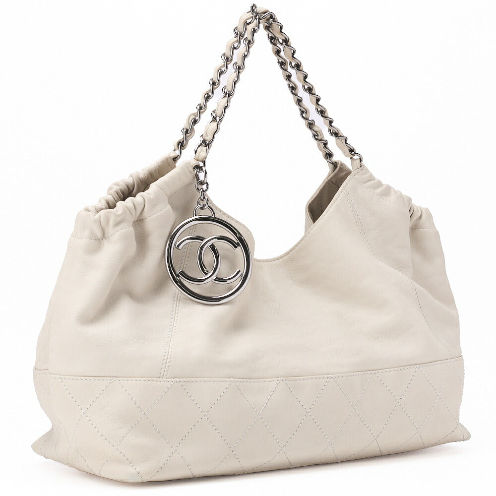 CHANEL Shoulder Bag, Matelasse, Coco Charm, Calfskin, White, Silver-Tone Hardware, Pre-Owned - Vintage La Charme