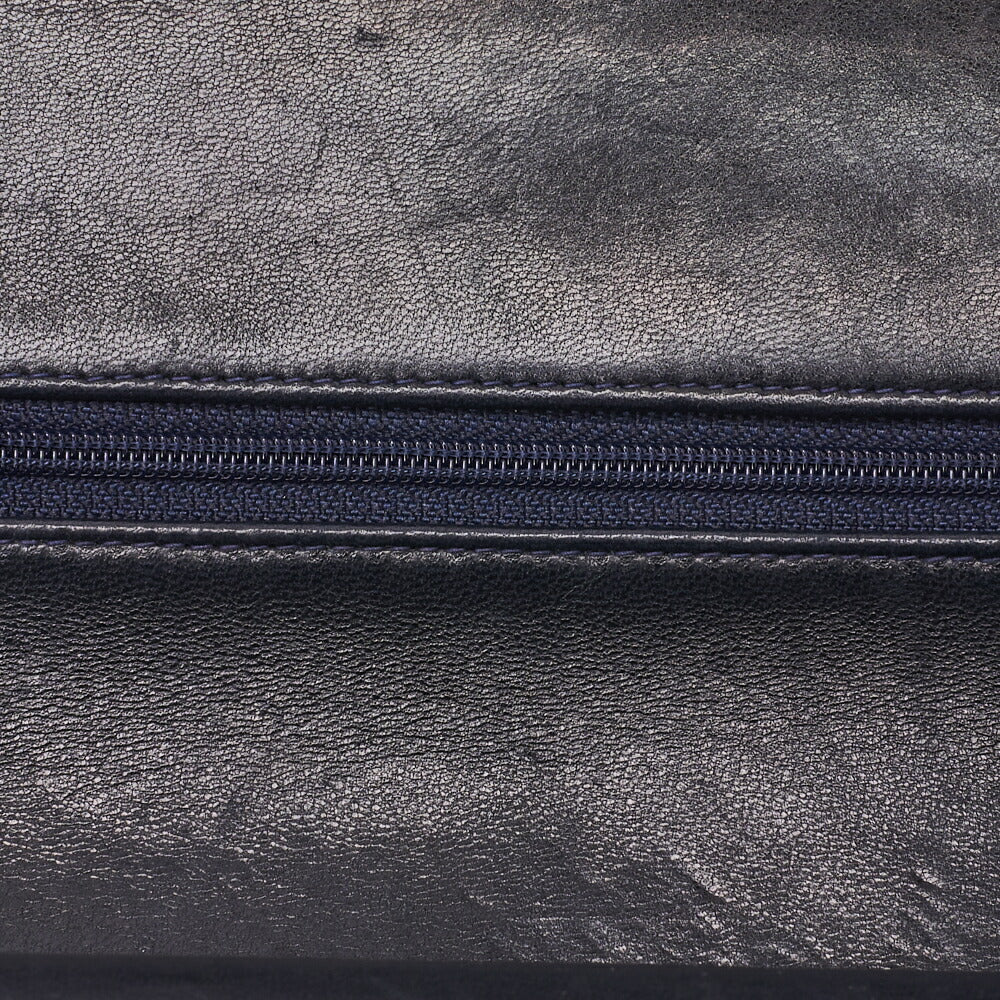 CHANEL Chain Shoulder Bag Matelasse Double Flap Lambskin Dark Navy Gold-Tone Hardware Pre-Owned - Vintage La Charme