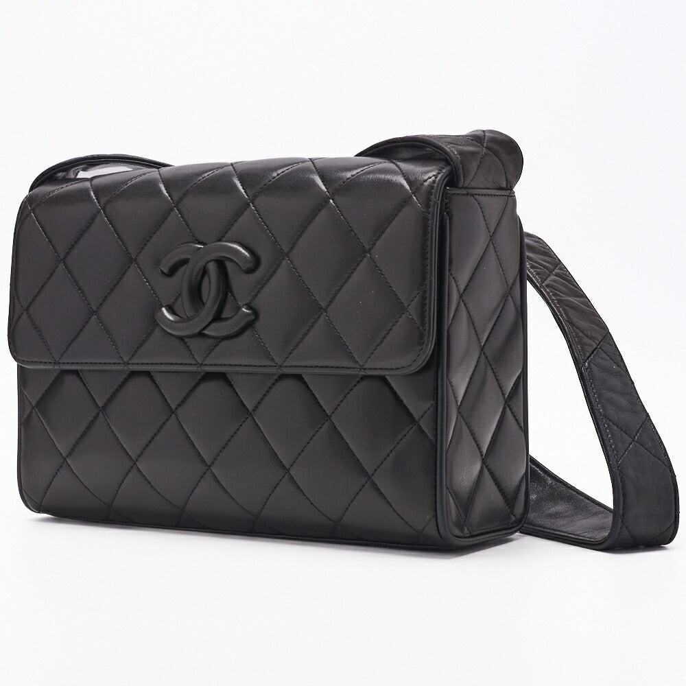 CHANEL Shoulder Bag Matelasse Lambskin Black Gold-Tone Hardware Pre-Owned - Vintage La Charme