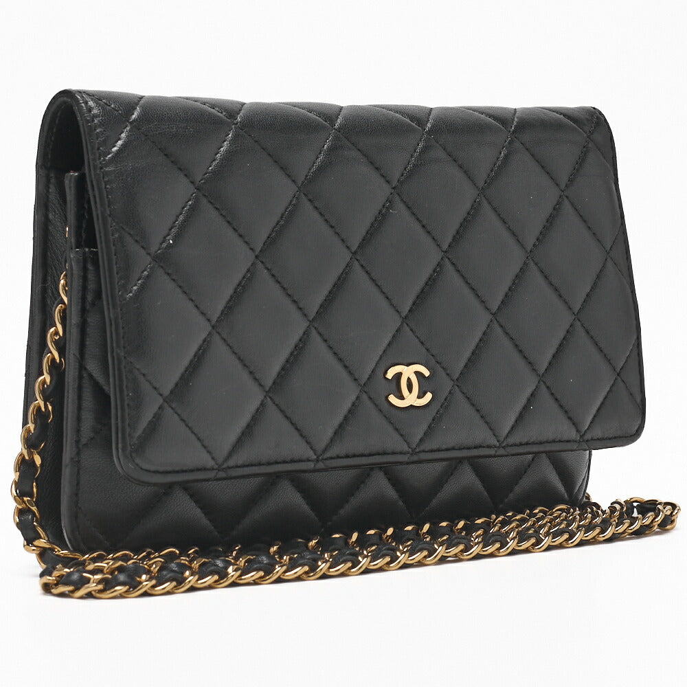 CHANEL Chain Wallet Matelasse Lambskin Black Gold-Tone Hardware Pre-Owned - Vintage La Charme