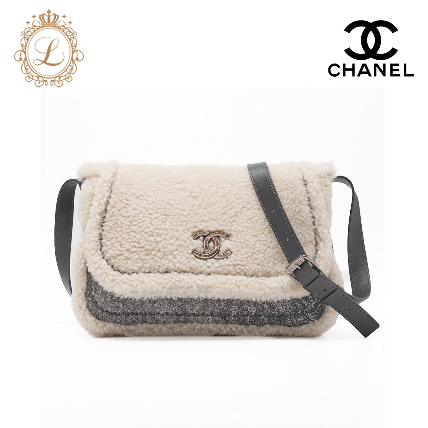 CHANEL Shoulder Bag Coco Mark Mouton Fur White Gray Silver-Tone Hardware Pre-Owned - Vintage La Charme