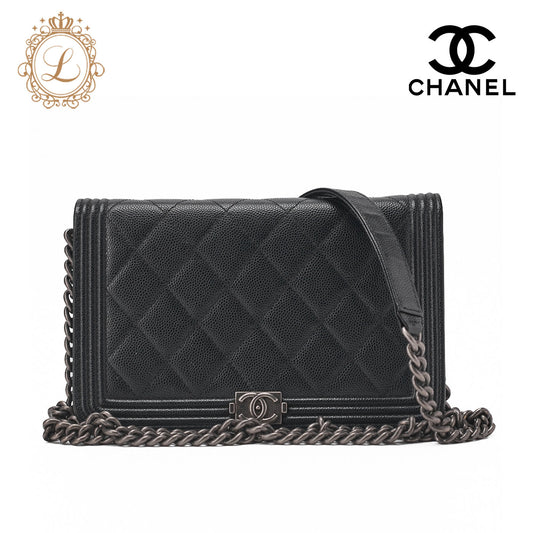 CHANEL Boy Chanel Matelasse Chain Wallet Caviar Skin Black Silver-Tone Hardware Pre-Owned - Vintage La Charme