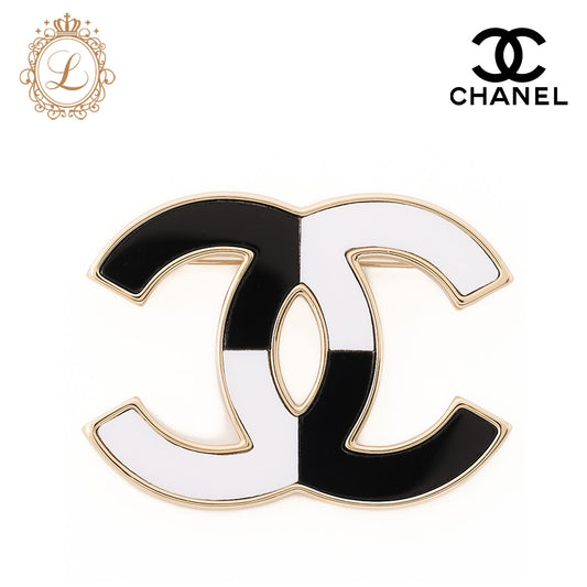 CHANEL Brooch Coco Mark Bicolor Gold Plating Black White Gold-Tone Hardware Pre-Owned - Vintage La Charme