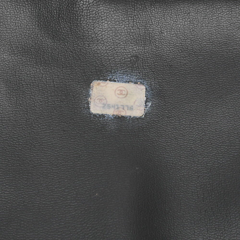 CHANEL Shoulder Bag Tote Bag Matelasse Lambskin Black Gold-Tone Hardware Pre-Owned - Vintage La Charme