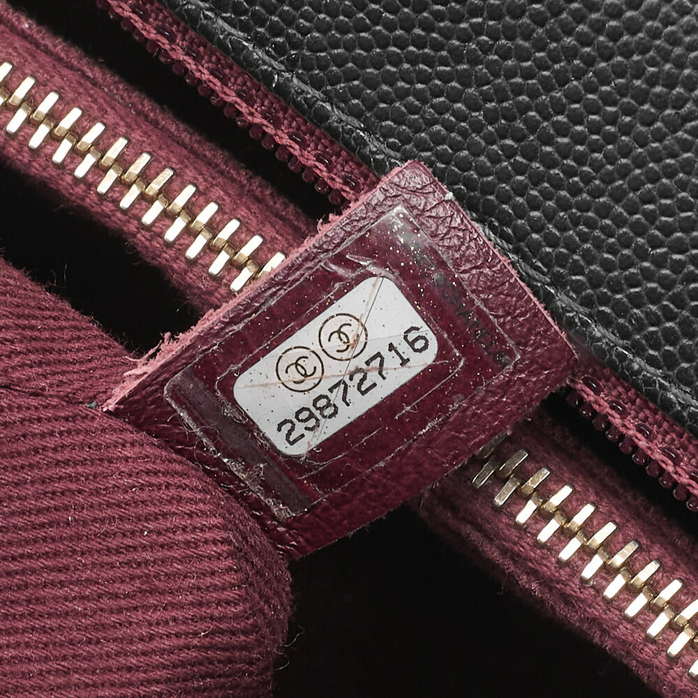 CHANEL Shoulder Bag 2WAY V Stitch Coco Handle Caviar Leather Black Gold-Tone Hardware Pre-Owned - Vintage La Charme