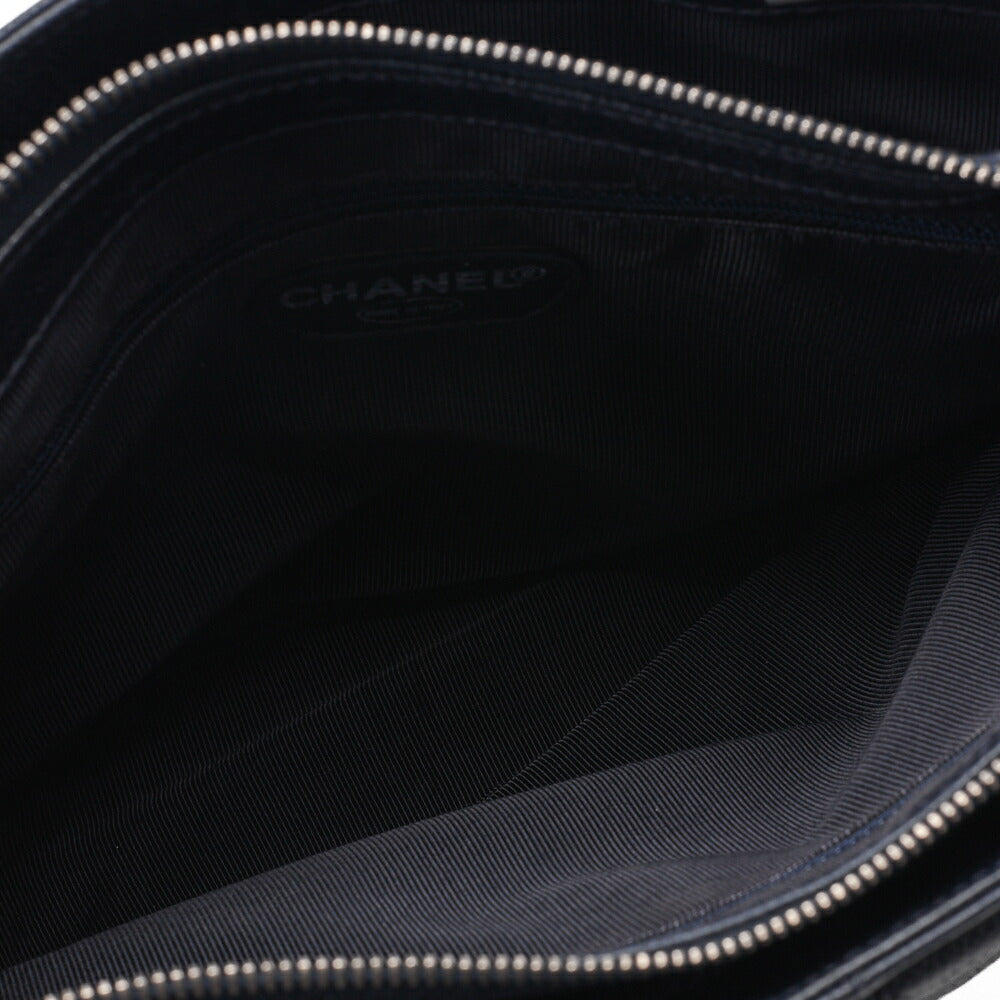 CHANEL Shoulder Bag, Matelasse, Caviar Skin, Navy, Silver-Tone Hardware, Pre-Owned - Vintage La Charme
