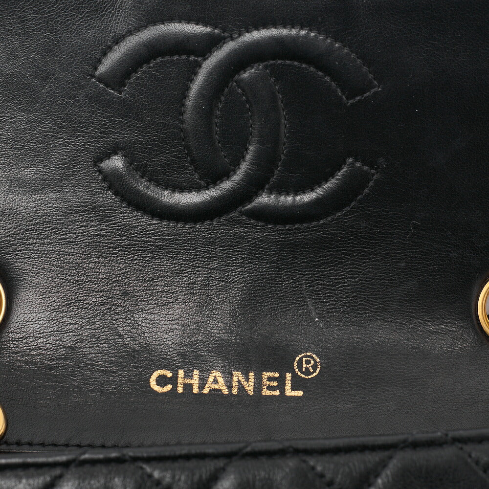 CHANEL Chain Shoulder Bag Mini Matelasse Lambskin Black Gold-Tone Hardware Pre-Owned - Vintage La Charme