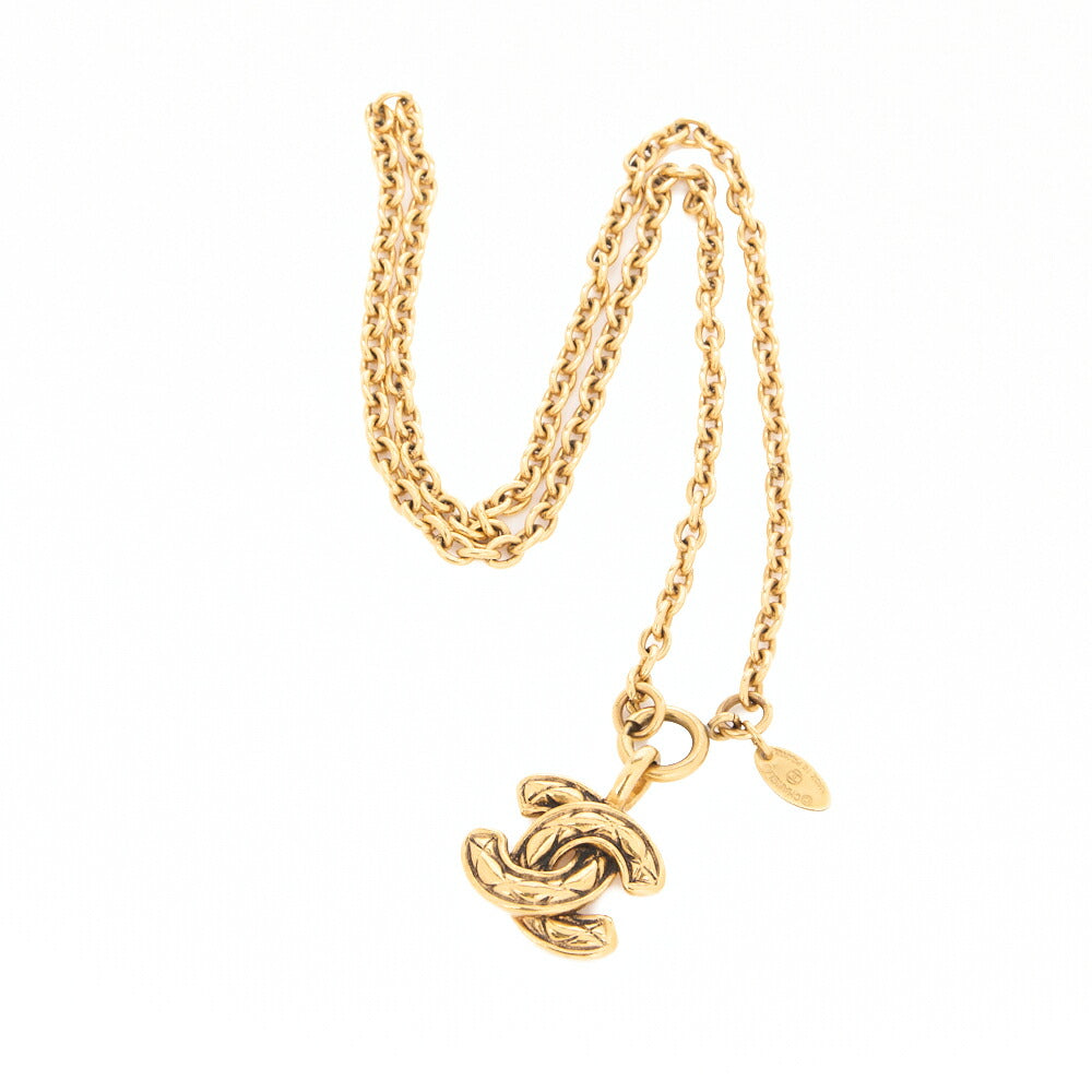 CHANEL Necklace, Coco Mark Matelasse, Gold Plated, Gold, Gold-Tone Hardware, Pre-Owned - Vintage La Charme