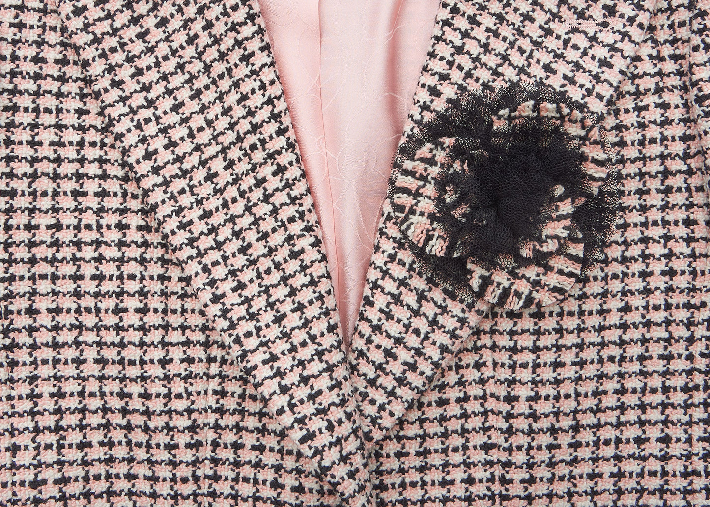 CHANEL Tweed Jacket, Coco Button Corsage, Cotton, Pink, Gold-Tone Hardware, Pre-Owned - Vintage La Charme