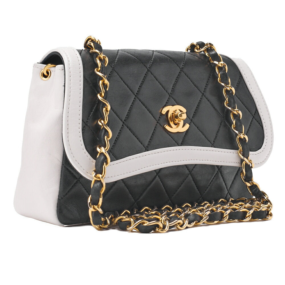 CHANEL Mini Shoulder Bag Matelasse Bicolor Lambskin Black Gold-Tone Hardware Pre-Owned - Vintage La Charme