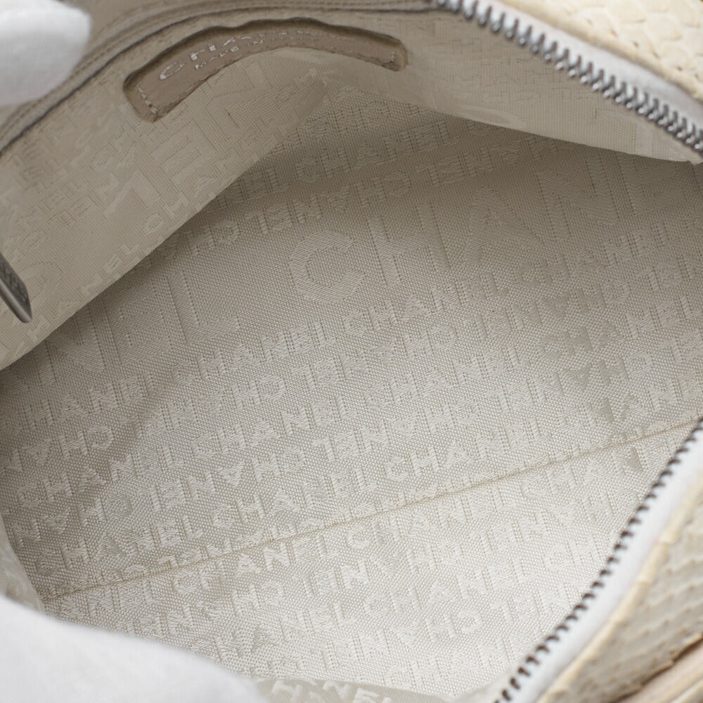 CHANEL Shoulder Bag, Coco Mark, Chain Shoulder, Cotton Python, White, Silver-Tone Hardware, Pre-Owned - Vintage La Charme