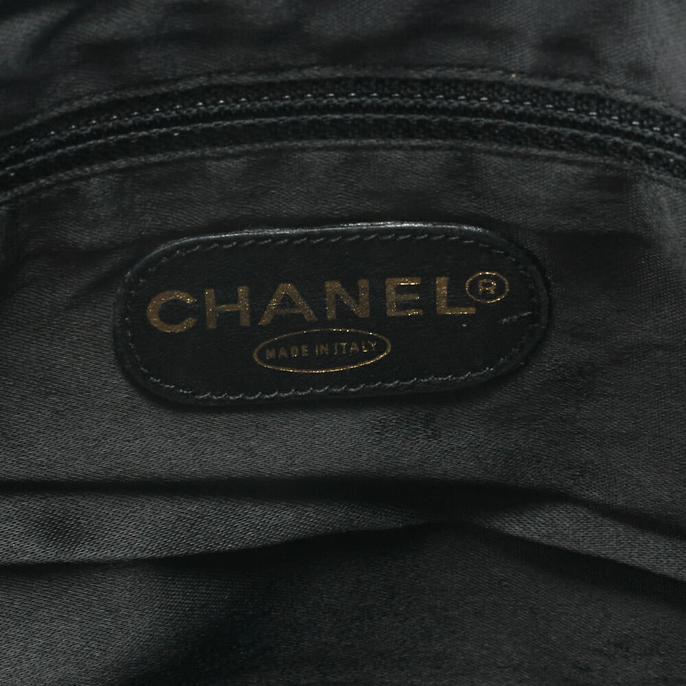 CHANEL Shoulder Bag Matelasse Lambskin Black Gold-Tone Hardware Pre-Owned - Vintage La Charme