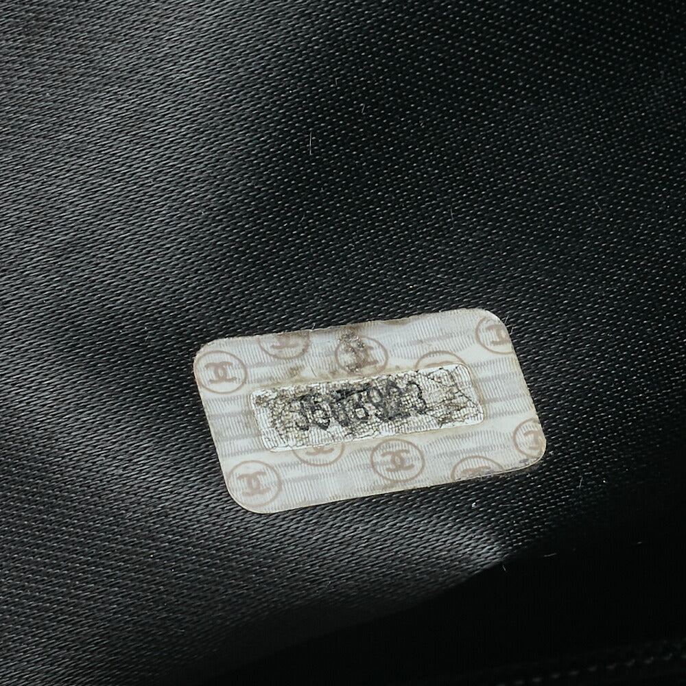 CHANEL Shoulder Bag Matelasse Lambskin Black Gold-Tone Hardware Pre-Owned - Vintage La Charme