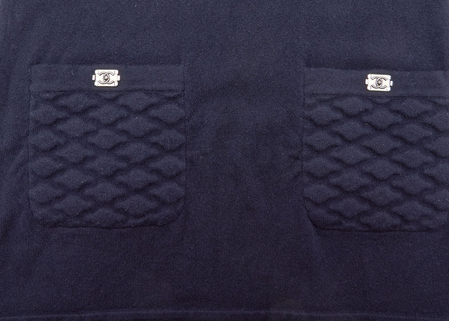 CHANEL Cashmere Dress, Long Sleeve, Navy, Pre-Owned - Vintage La Charme
