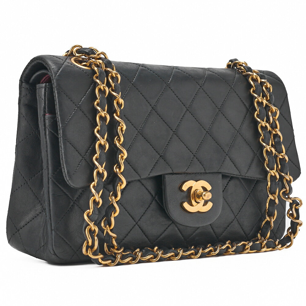 CHANEL Chain Shoulder Bag Matelasse Double Flap Lambskin Black Gold-Tone Hardware Pre-Owned - Vintage La Charme