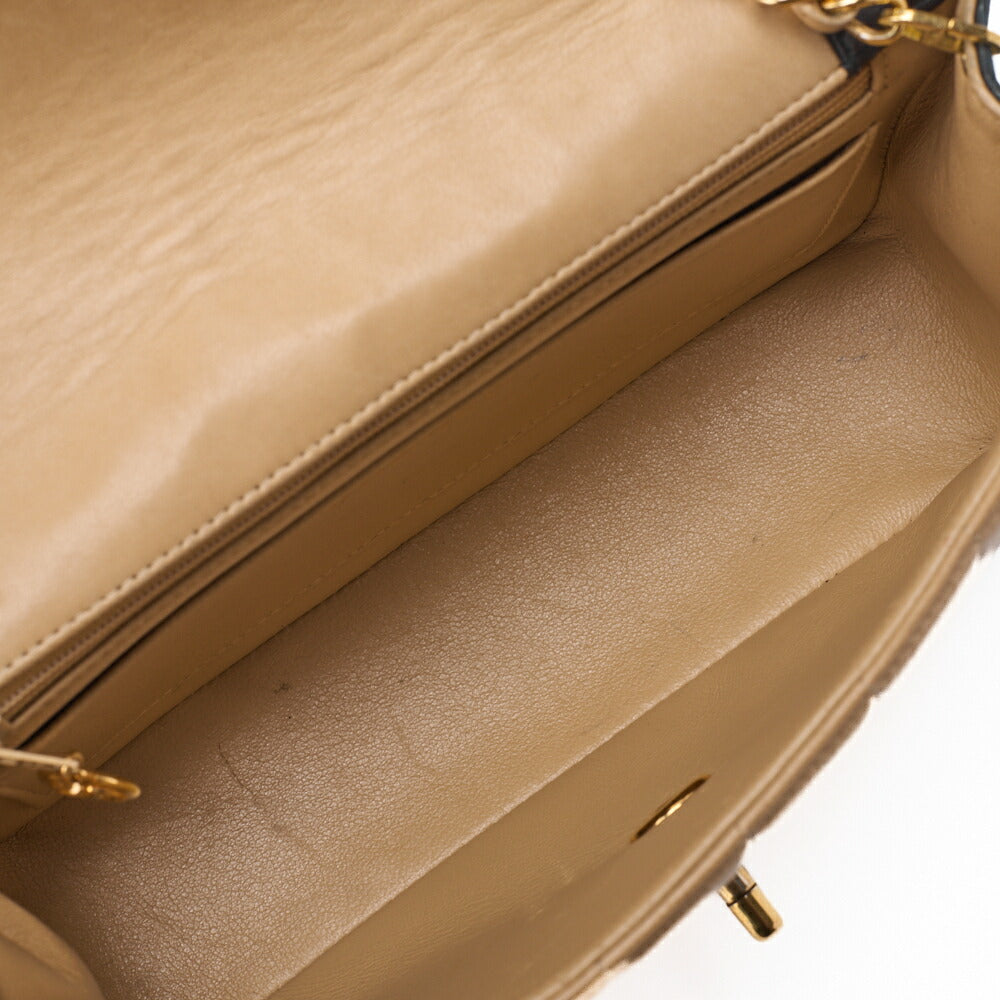 CHANEL Shoulder Bag Mademoiselle Lambskin Beige and Black Gold-Tone Hardware Pre-Owned - Vintage La Charme