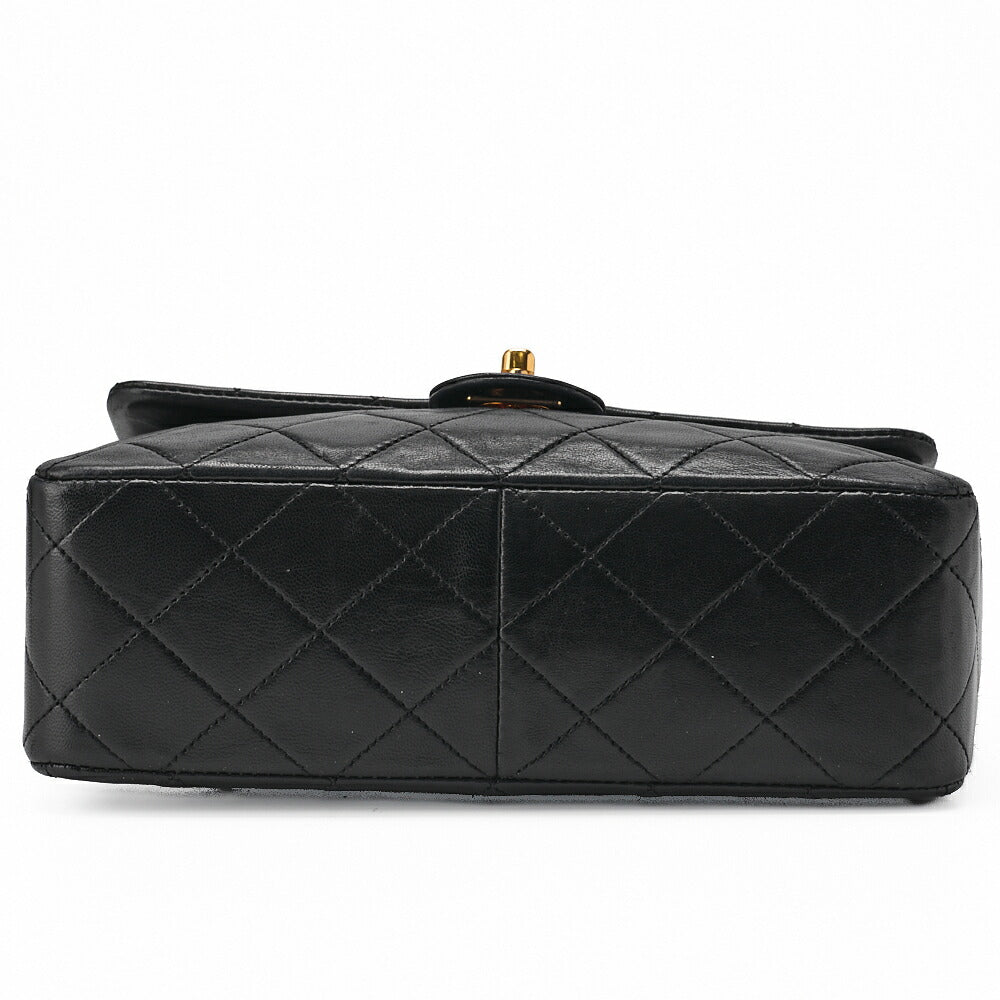 CHANEL Chain Shoulder Bag Matelasse Lambskin Black Gold-Tone Hardware Pre-Owned - Vintage La Charme