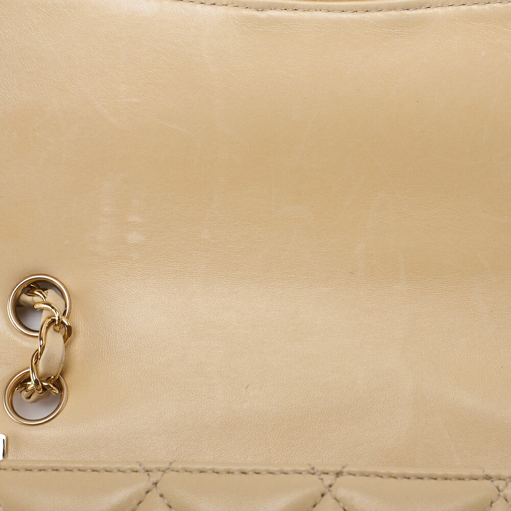 CHANEL Chain Shoulder Bag Matelasse Lambskin Beige Gold-Tone Hardware Pre-Owned - Vintage La Charme