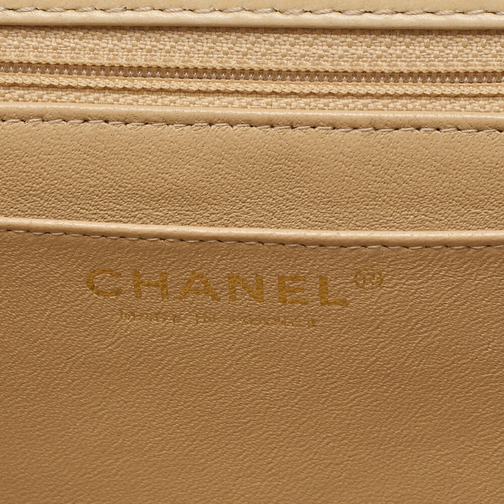 CHANEL Chain Shoulder Bag Matelasse Lambskin Beige Gold-Tone Hardware Pre-Owned - Vintage La Charme