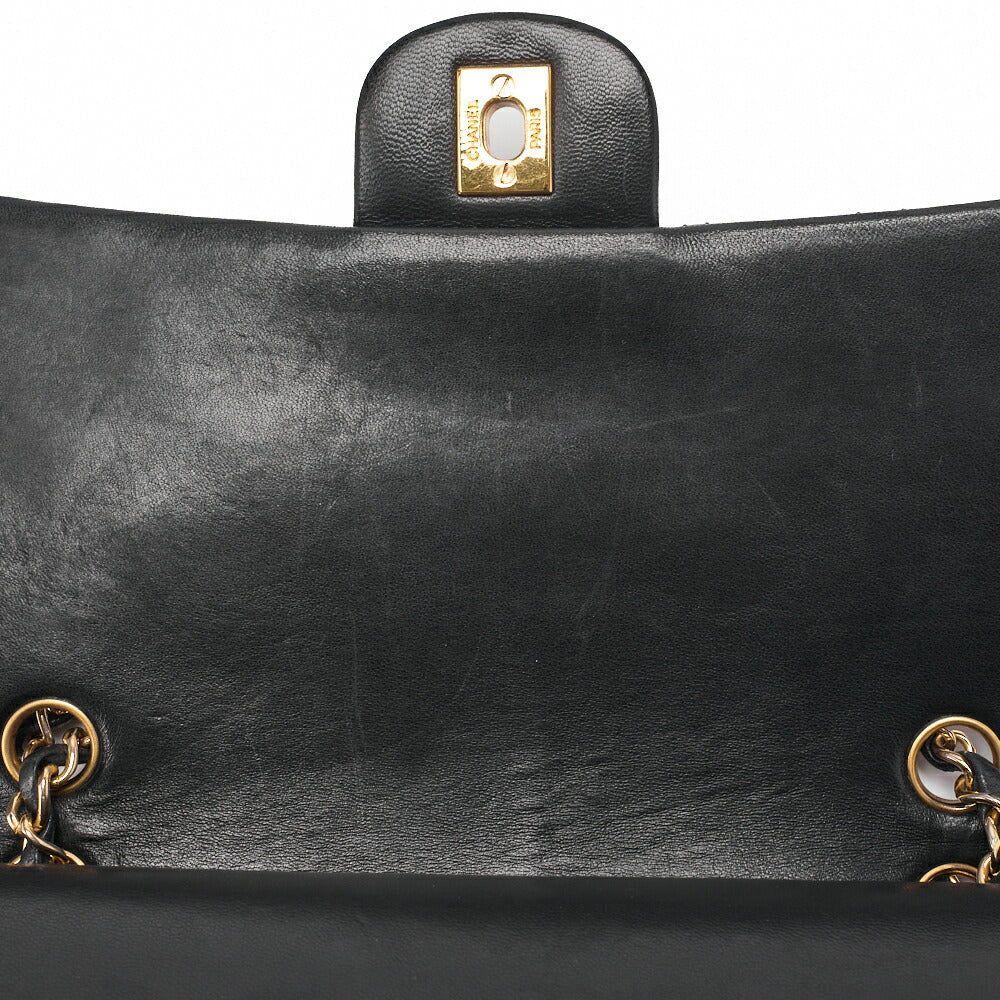 CHANEL Chain Shoulder Bag Matelasse Double Flap Lambskin Black Gold-Tone Hardware Pre-Owned - Vintage La Charme