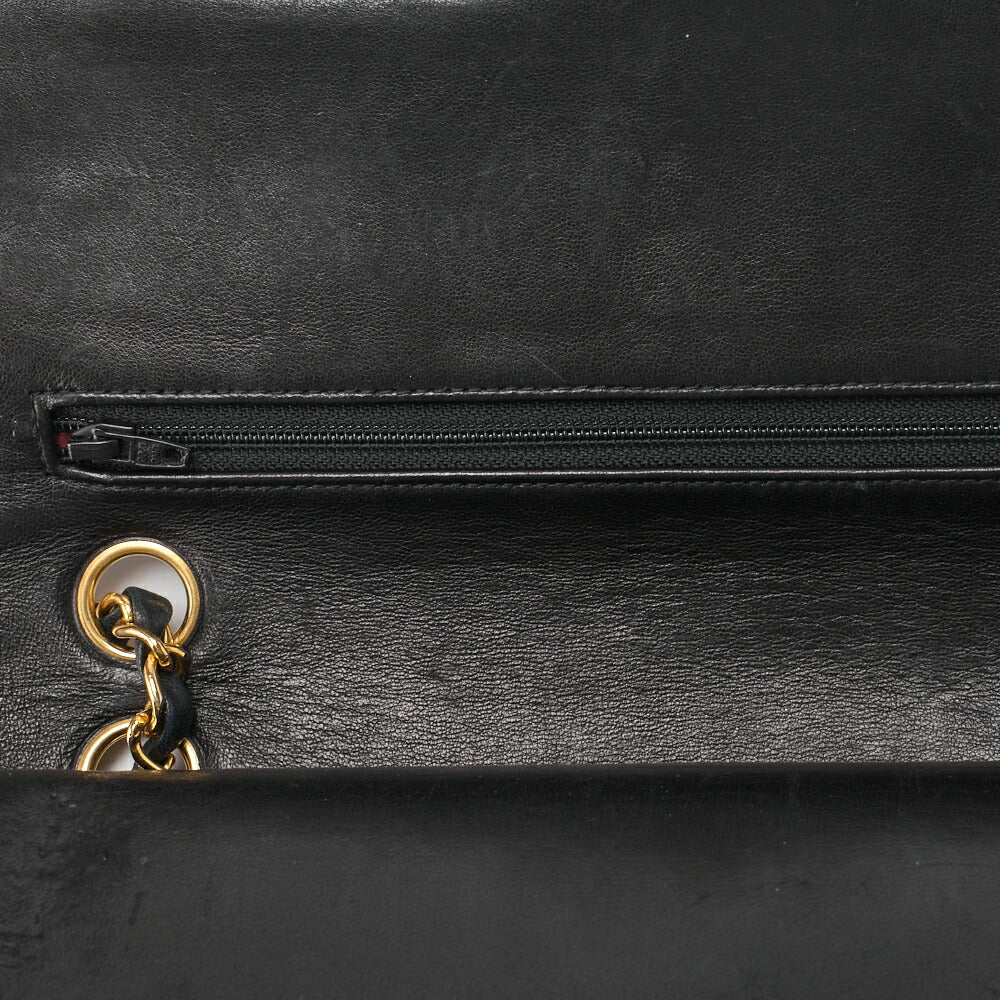 CHANEL Chain Shoulder Bag Matelasse Lambskin Black Gold-Tone Hardware Pre-Owned - Vintage La Charme