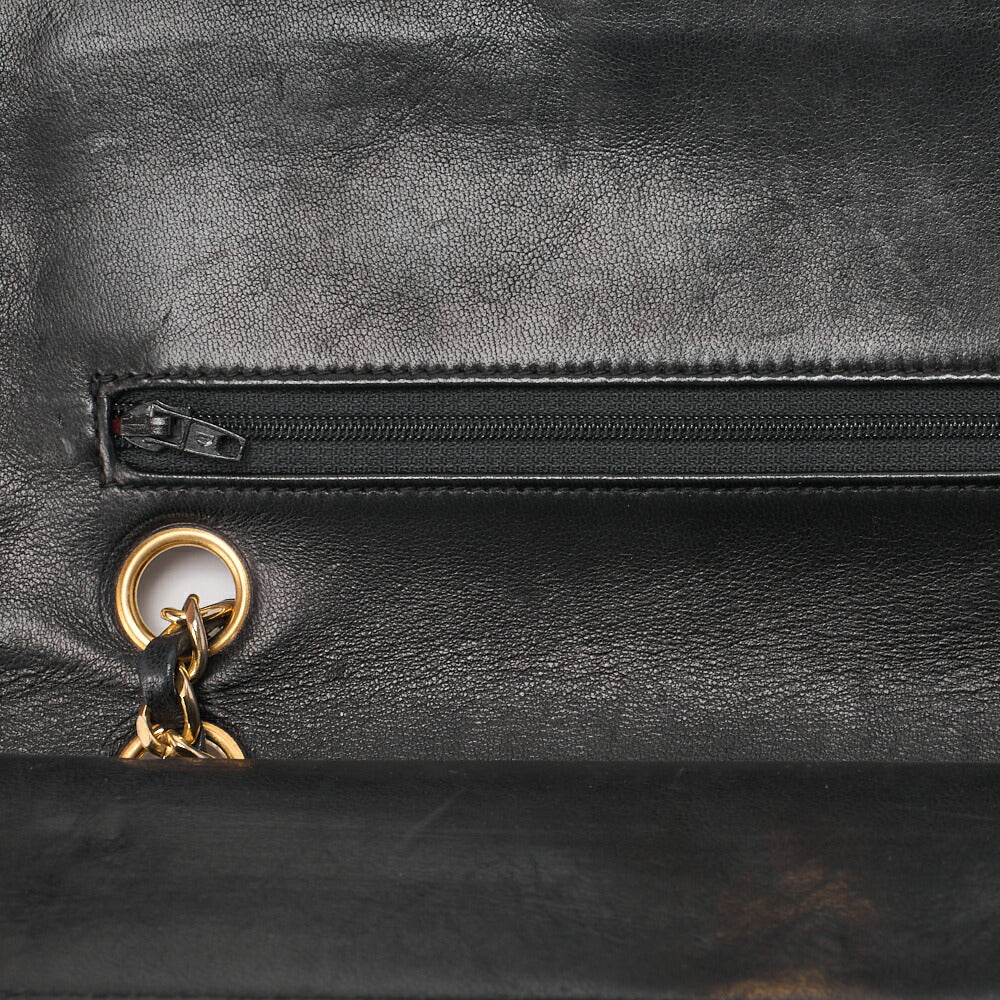 CHANEL Chain Shoulder Bag Matelasse Lambskin Black Gold-Tone Hardware Pre-Owned - Vintage La Charme