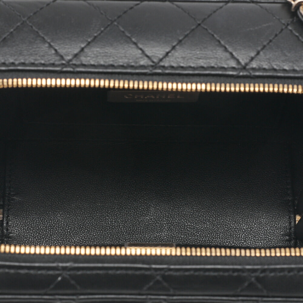 CHANEL Chain Shoulder Bag Matelasse Camera Bag Lambskin Black Gold-Tone Hardware Pre-Owned - Vintage La Charme