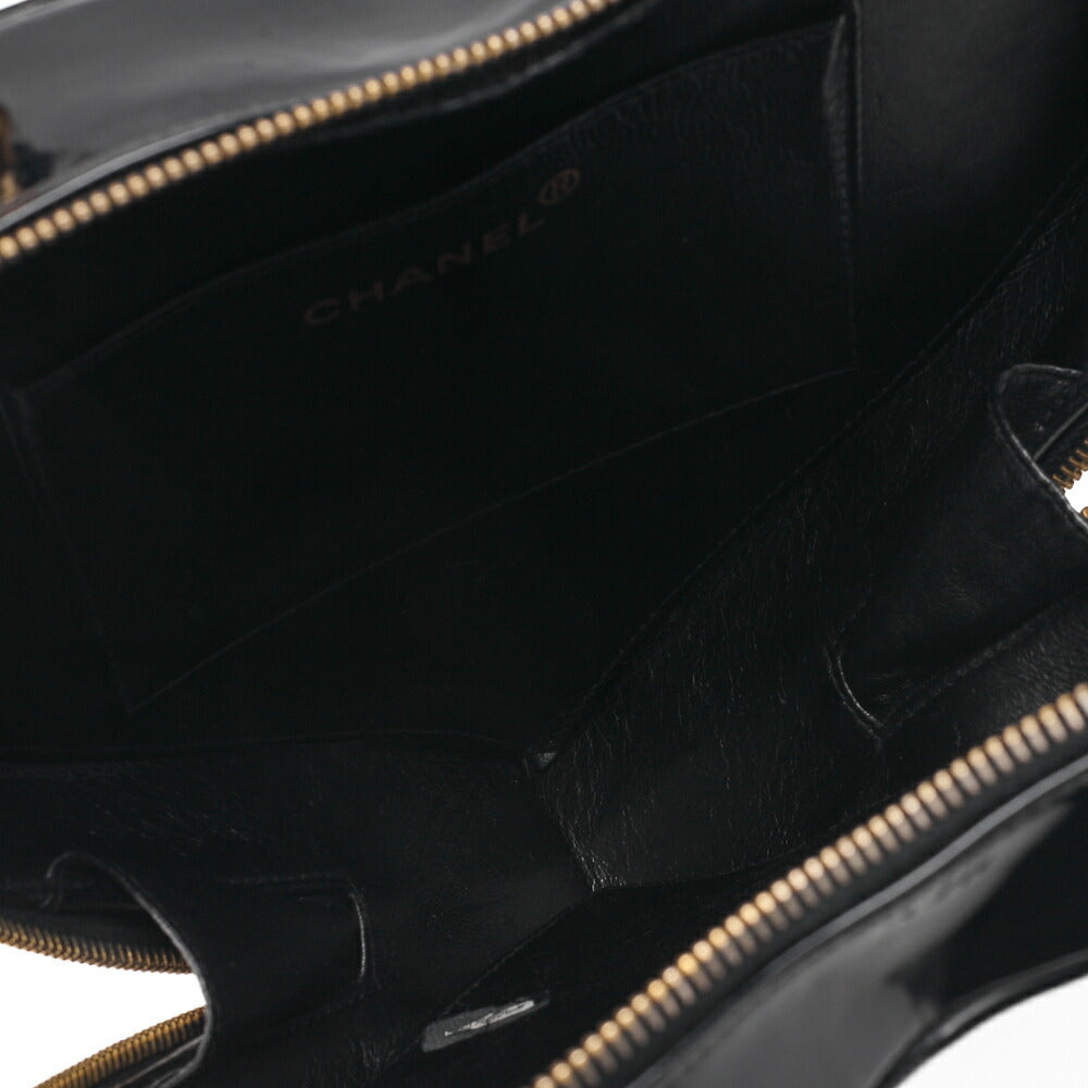 CHANEL Handbag Matelasse Coco Mark Heart Canvas Black Gold-Tone Hardware Pre-Owned - Vintage La Charme