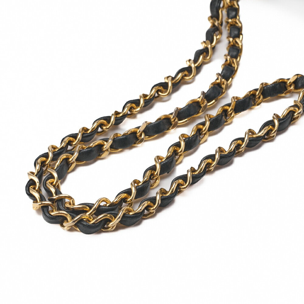 CHANEL Chain Shoulder Bag Matelasse Double Flap Lambskin Black Gold-Tone Hardware Pre-Owned - Vintage La Charme