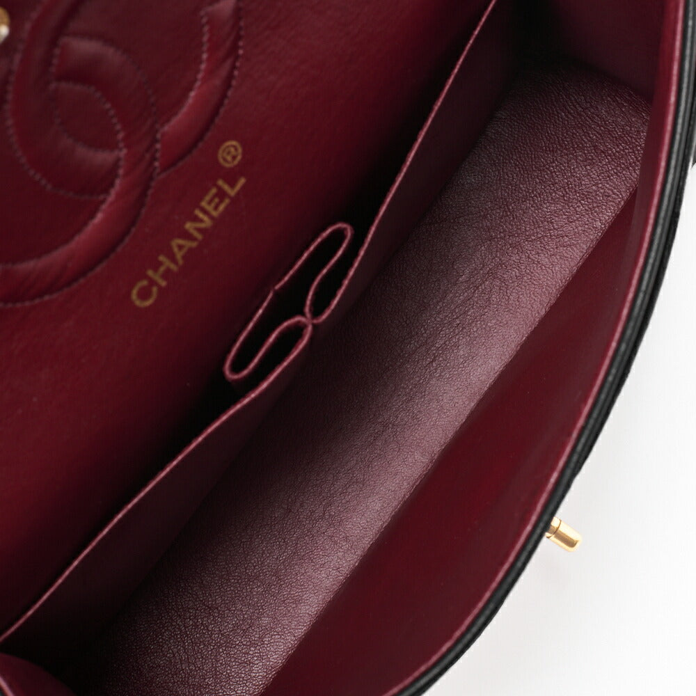 CHANEL Chain Shoulder Bag Matelasse Double Flap Lambskin Black Gold-Tone Hardware Pre-Owned - Vintage La Charme