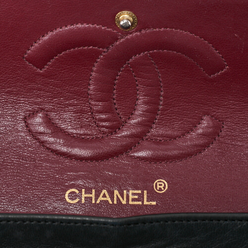 CHANEL Chain Shoulder Bag Matelasse Double Flap Lambskin Black Gold-Tone Hardware Pre-Owned - Vintage La Charme