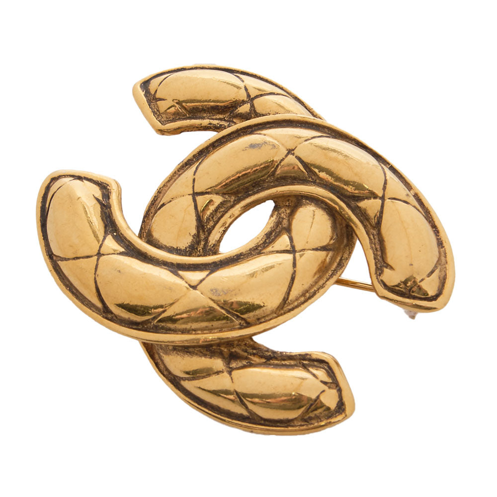 CHANEL Brooch, Coco Mark, Matelasse, Gold Plated, Gold, Gold-Tone Hardware, Pre-Owned - Vintage La Charme