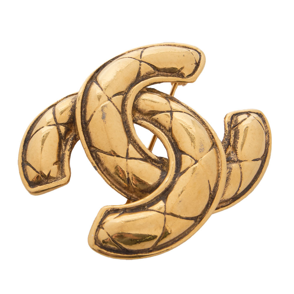 CHANEL Brooch, Coco Mark, Matelasse, Gold Plated, Gold, Gold-Tone Hardware, Pre-Owned - Vintage La Charme