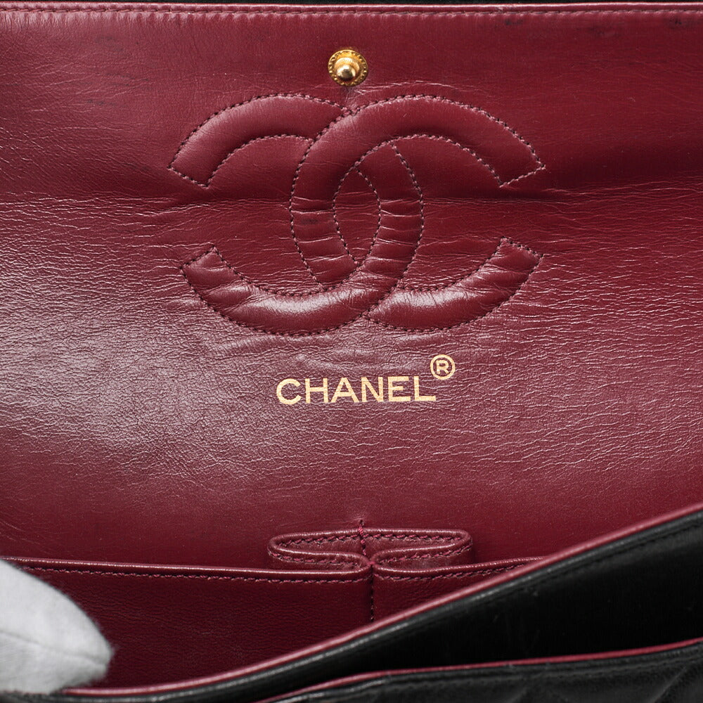 CHANEL Chain Shoulder Bag Matelasse Double Flap Lambskin Black Gold-Tone Hardware Pre-Owned - Vintage La Charme