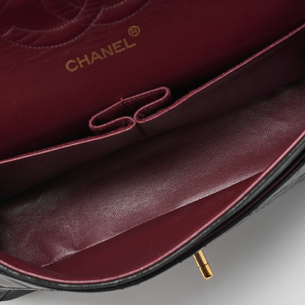 CHANEL Chain Shoulder Bag Matelasse Double Flap Lambskin Black Gold-Tone Hardware Pre-Owned - Vintage La Charme