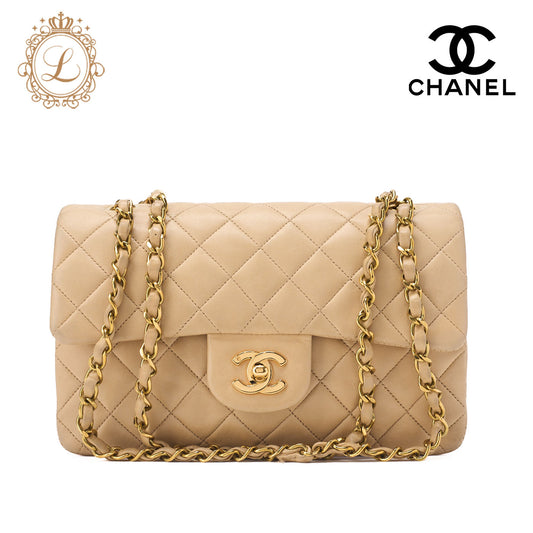 CHANEL Chain Shoulder Bag Matelasse Double Flap Lambskin Beige Gold-Tone Hardware Pre-Owned - Vintage La Charme