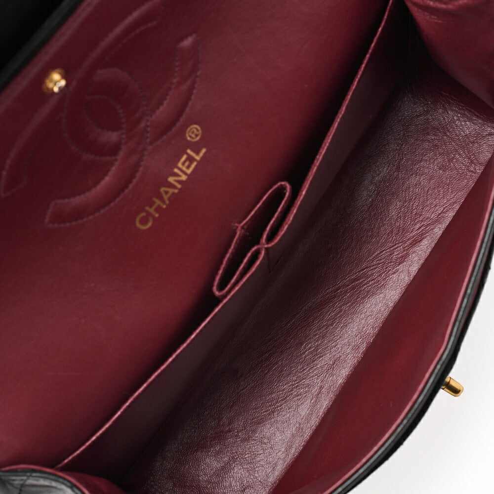 CHANEL Chain Shoulder Bag Matelasse Double Flap Lambskin Black Gold-Tone Hardware Pre-Owned - Vintage La Charme