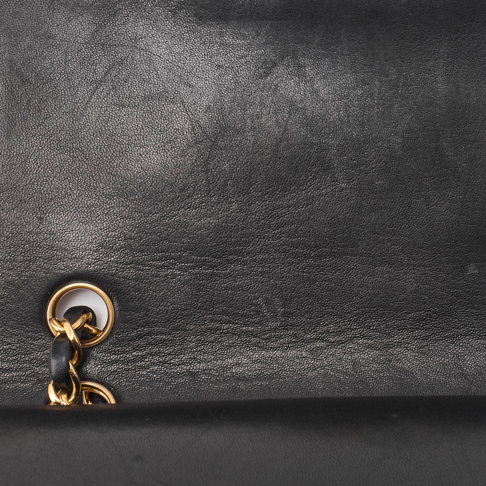CHANEL Chain Shoulder Bag Matelasse Double Flap Lambskin Black Gold-Tone Hardware Pre-Owned - Vintage La Charme